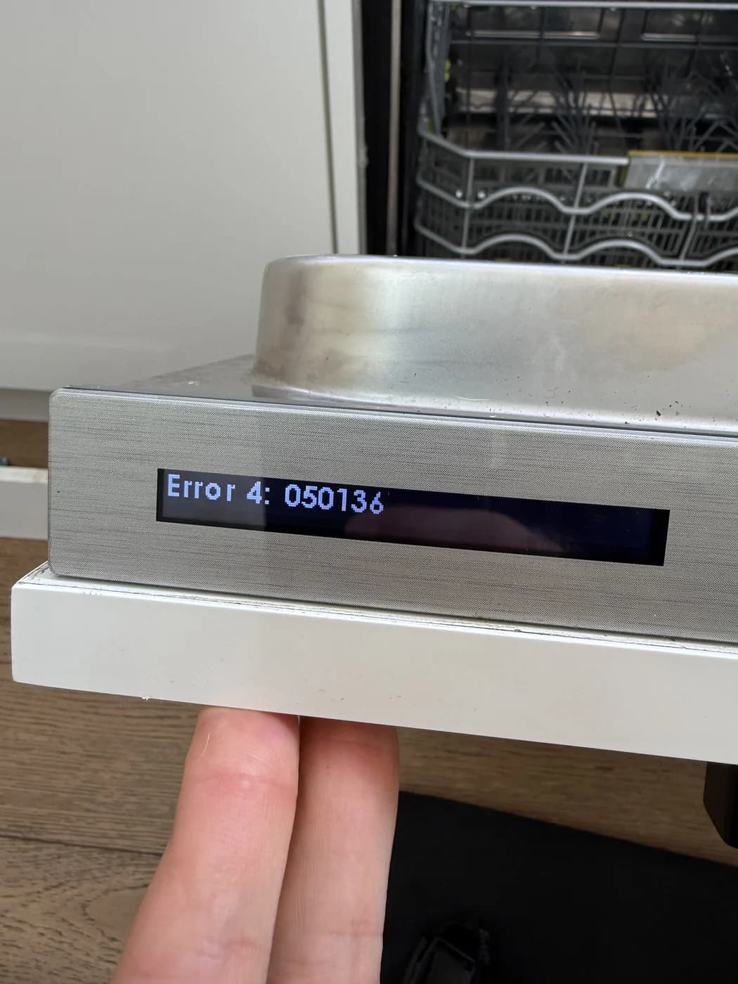Cove dishwasher control panel showing an error code during diagnostic by OPUS in San Diego